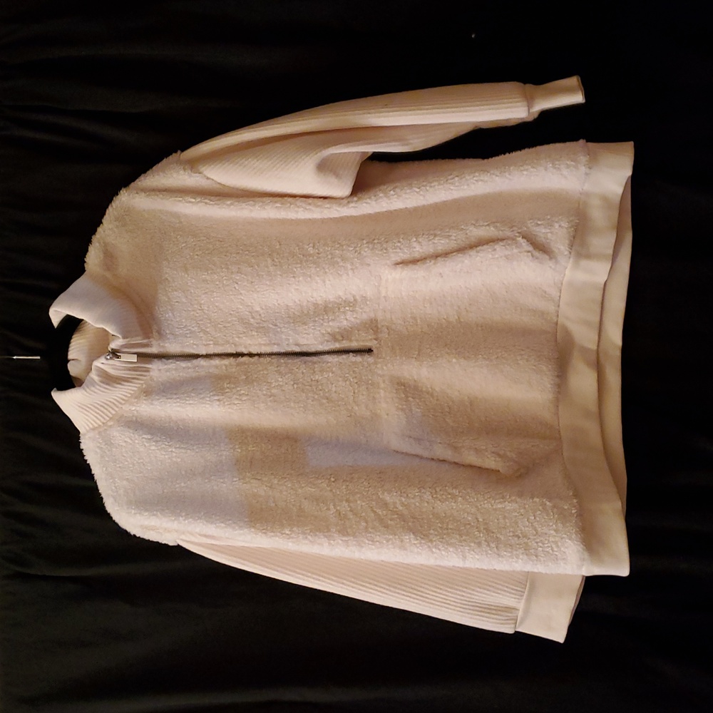 Mock Neck Ribbed Fuzzy Half Zip Pull-over